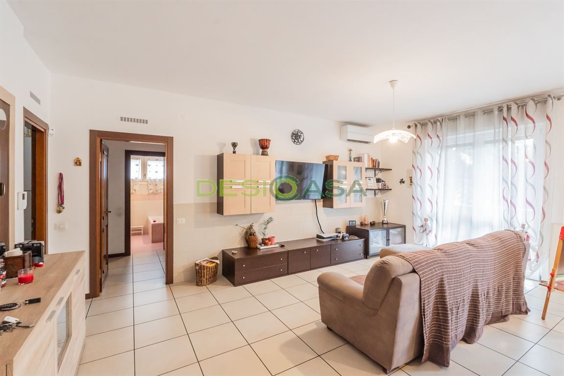 TRILOCALE AL PIANO TERRA – ZONA MERCATO NORD