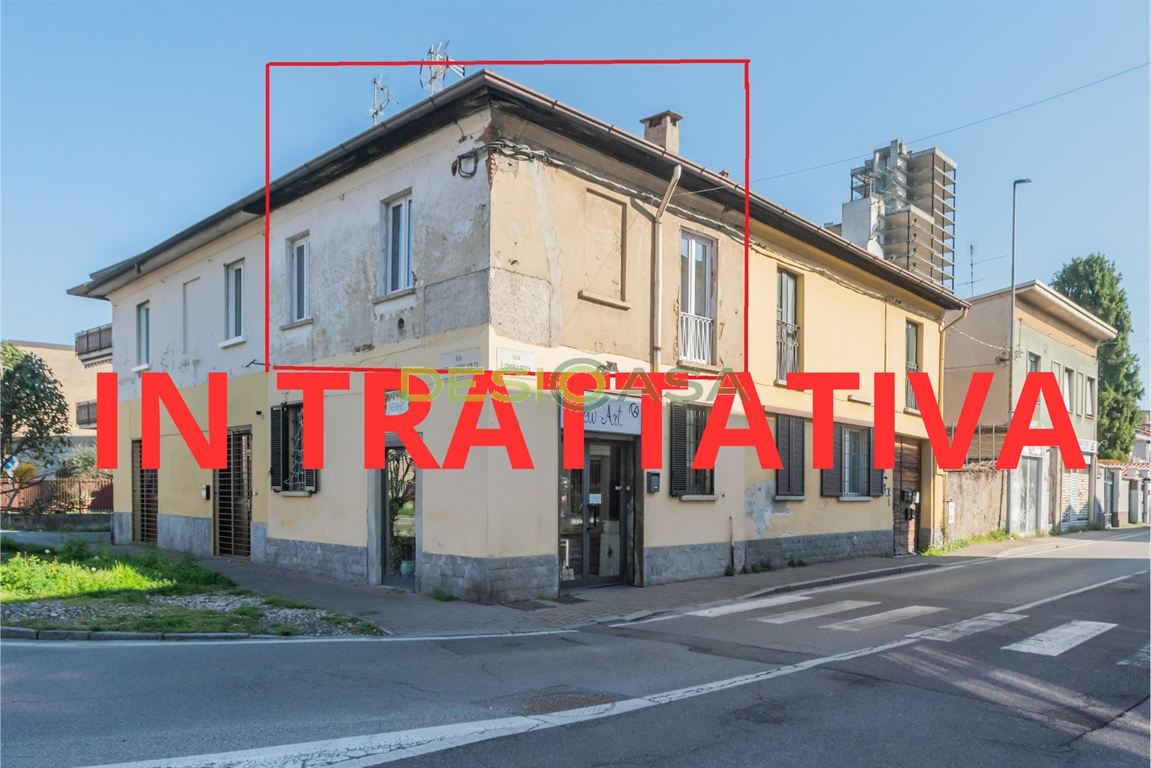 Bilocale ristrutturato con cantina in corte a Desio