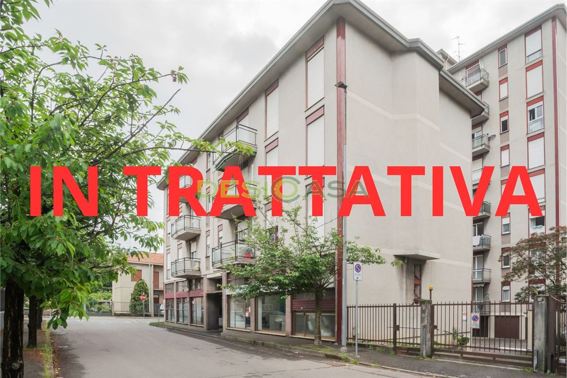 BILOCALE CON CANTINA E BOX IN VENDITA A DESIO